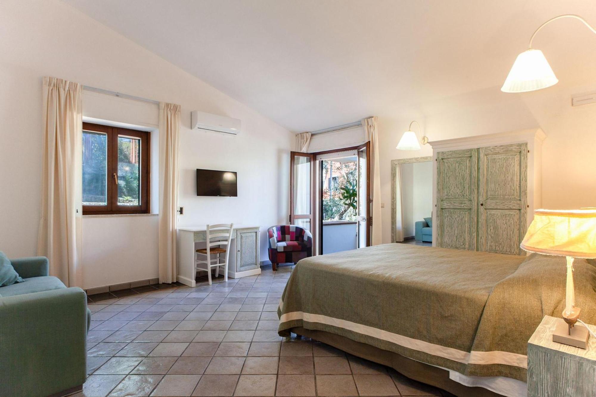 Villa Nice Dream With Pool And Terrace - Happy Rentals Neviano Exteriör bild