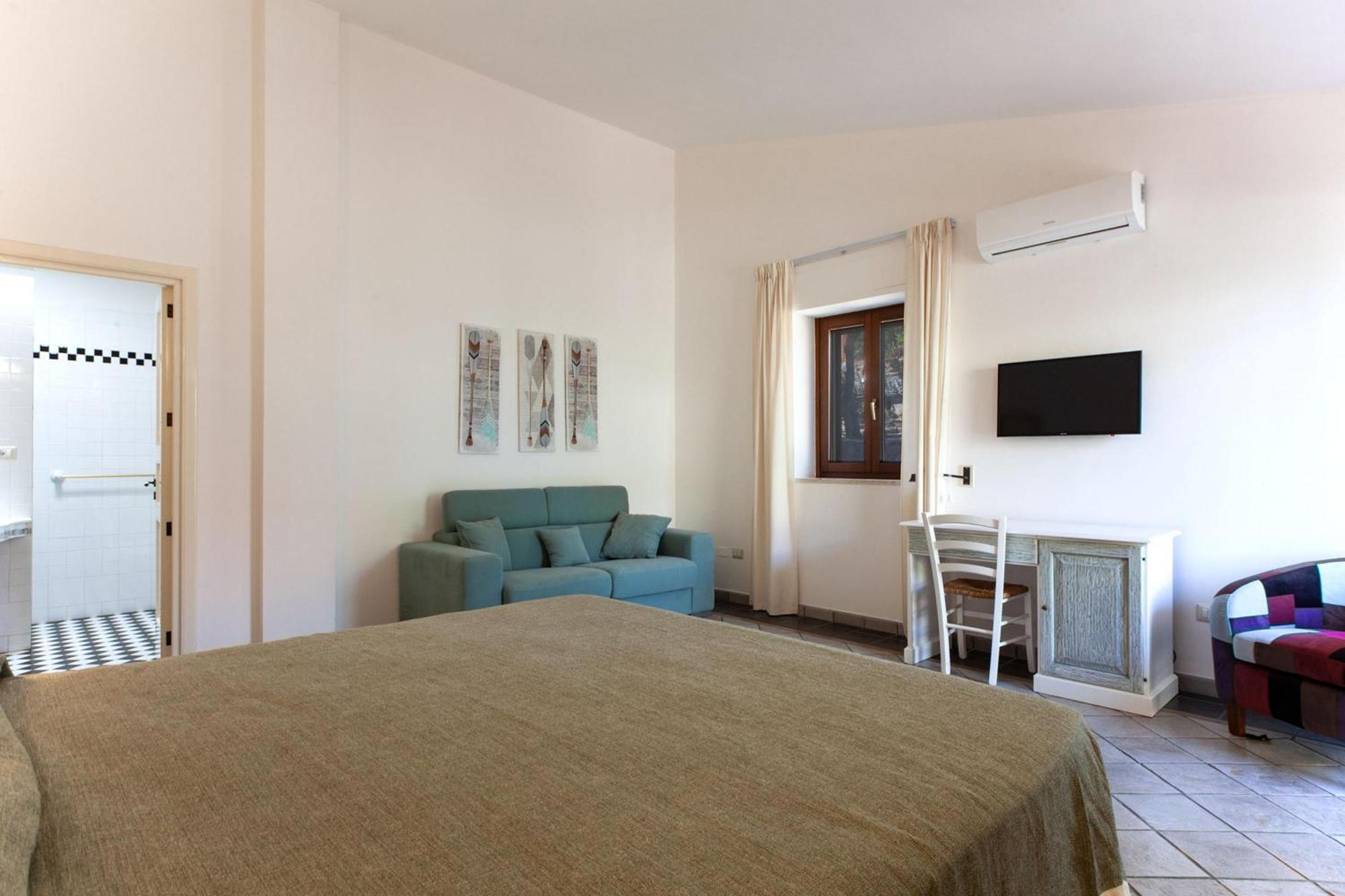 Villa Nice Dream With Pool And Terrace - Happy Rentals Neviano Exteriör bild