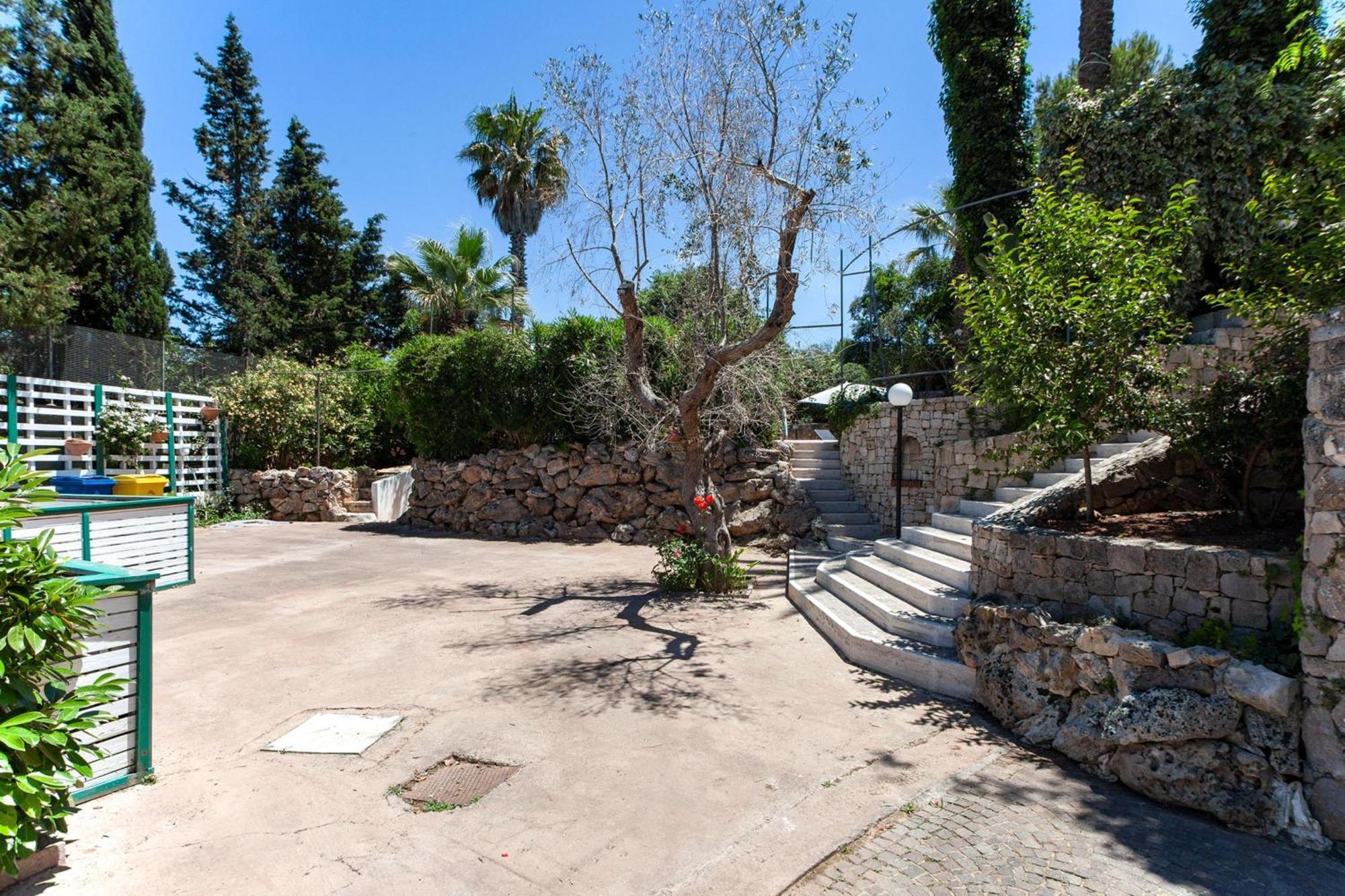 Villa Nice Dream With Pool And Terrace - Happy Rentals Neviano Exteriör bild